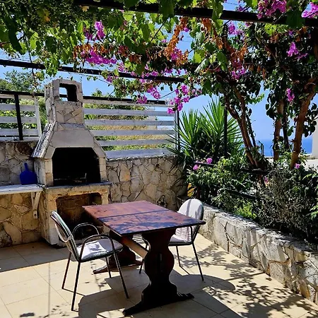 Small House Holiday home *